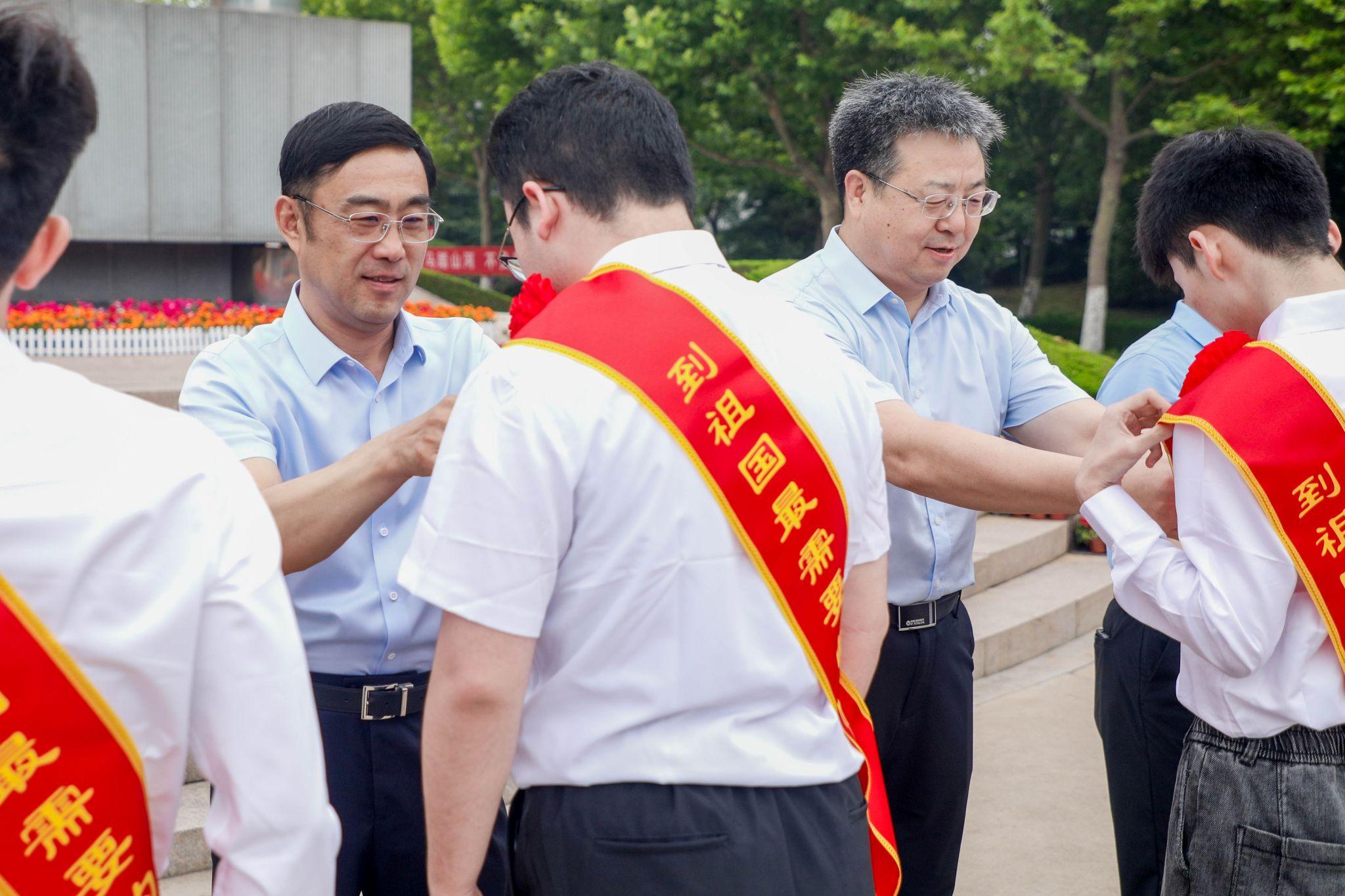 南京新东方文化艺术发展有限威廉(Wi