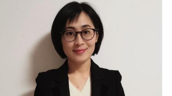 主要在储建femmenues.com